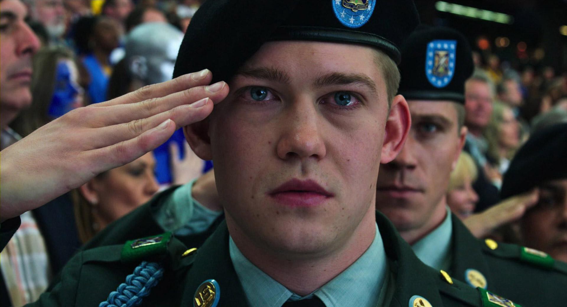 Billy Lynn's Long Halftime Walk (2016) —  shot,  lighting