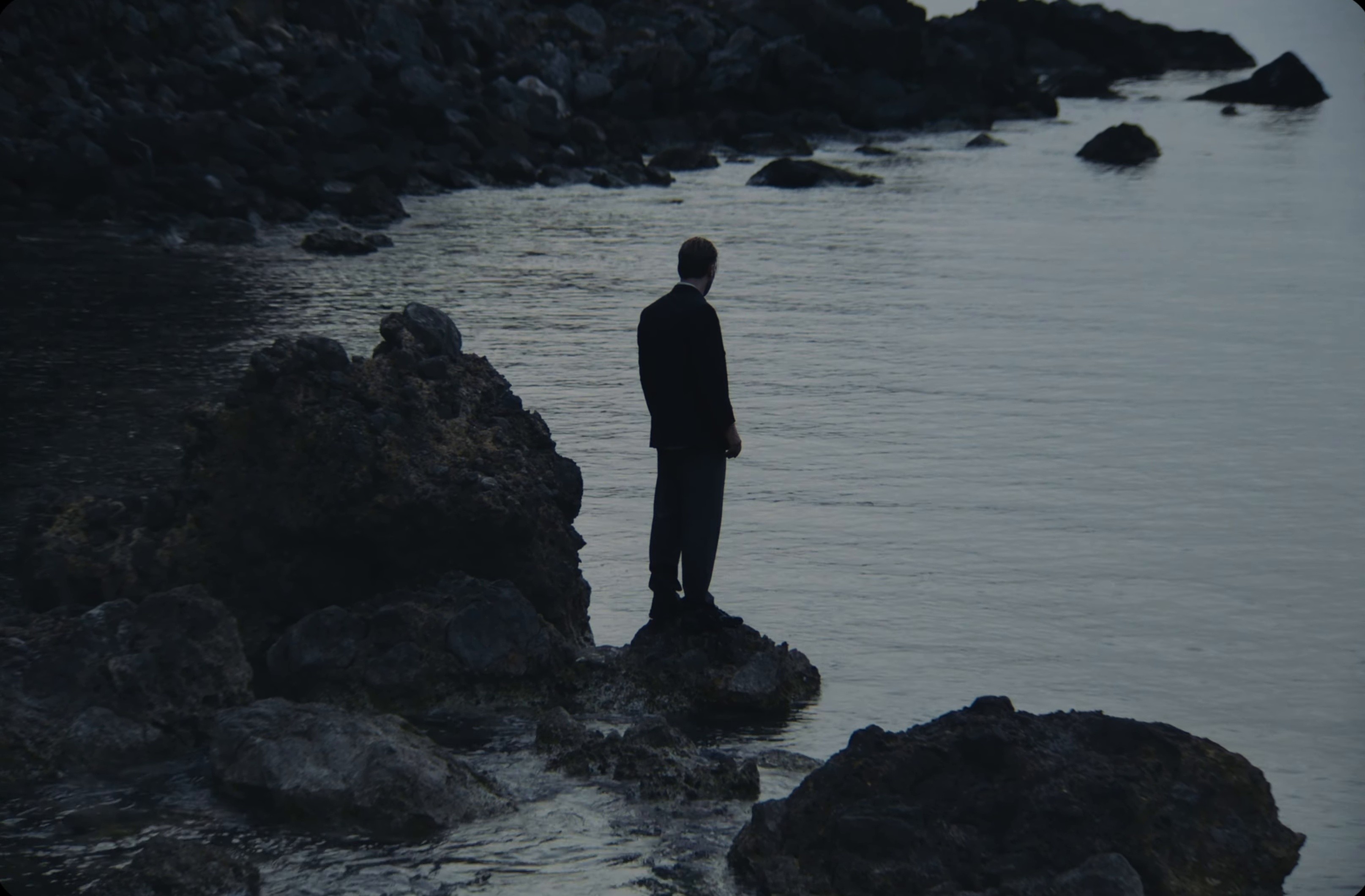 Alcatraz (2025) —  shot,  lighting