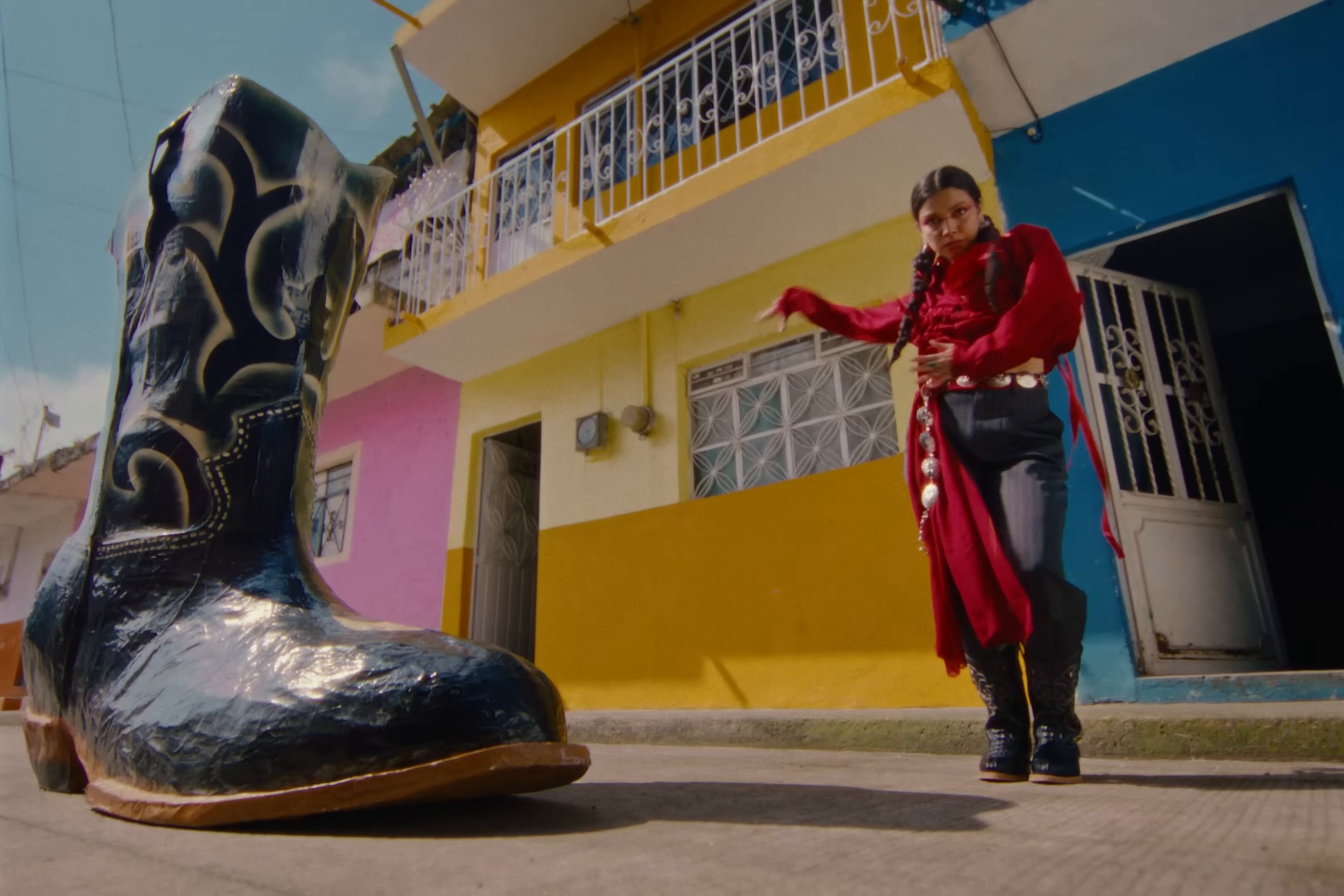 CHINGONA (2025) —  shot,  lighting
