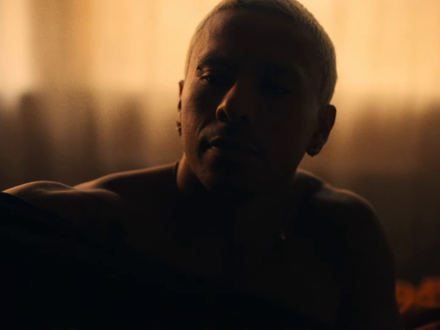 9-5 (2025) —  shot,  lighting