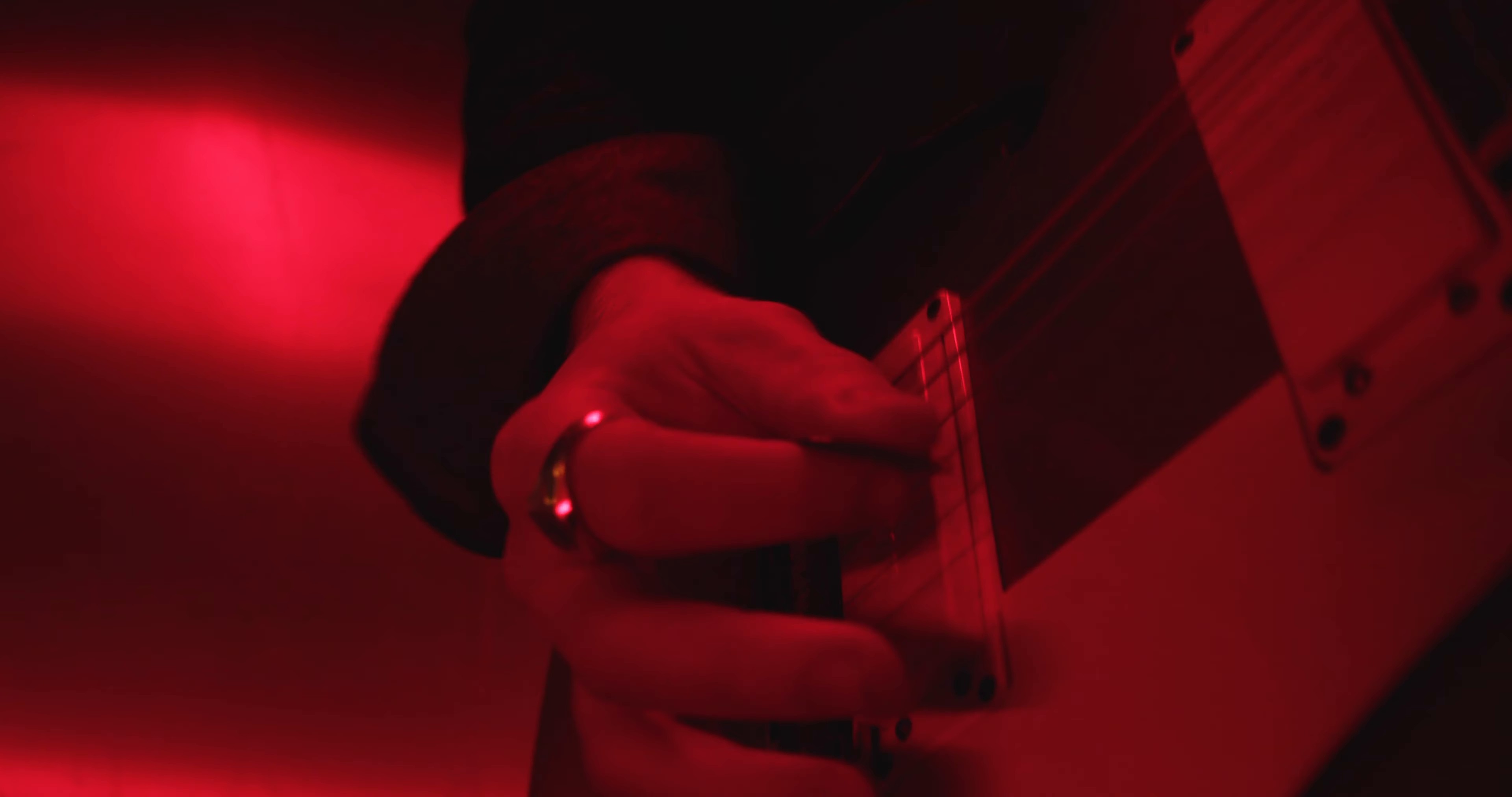 Laylow (2024) —  shot,  lighting