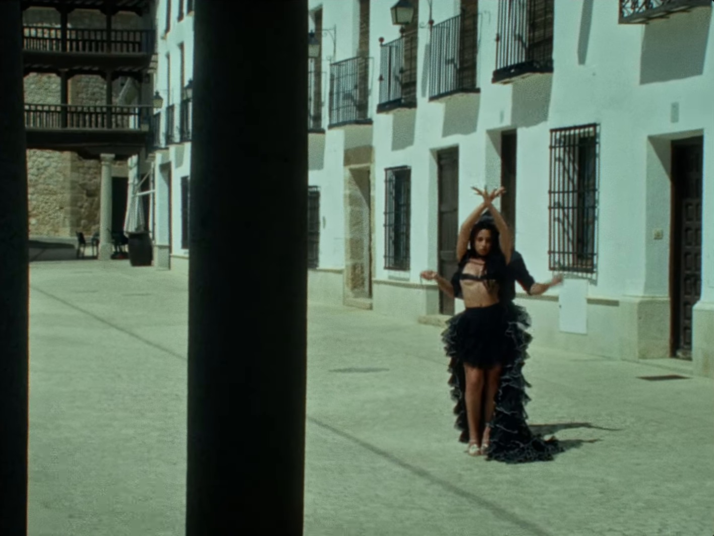 GiNGA (2024) —  shot,  lighting