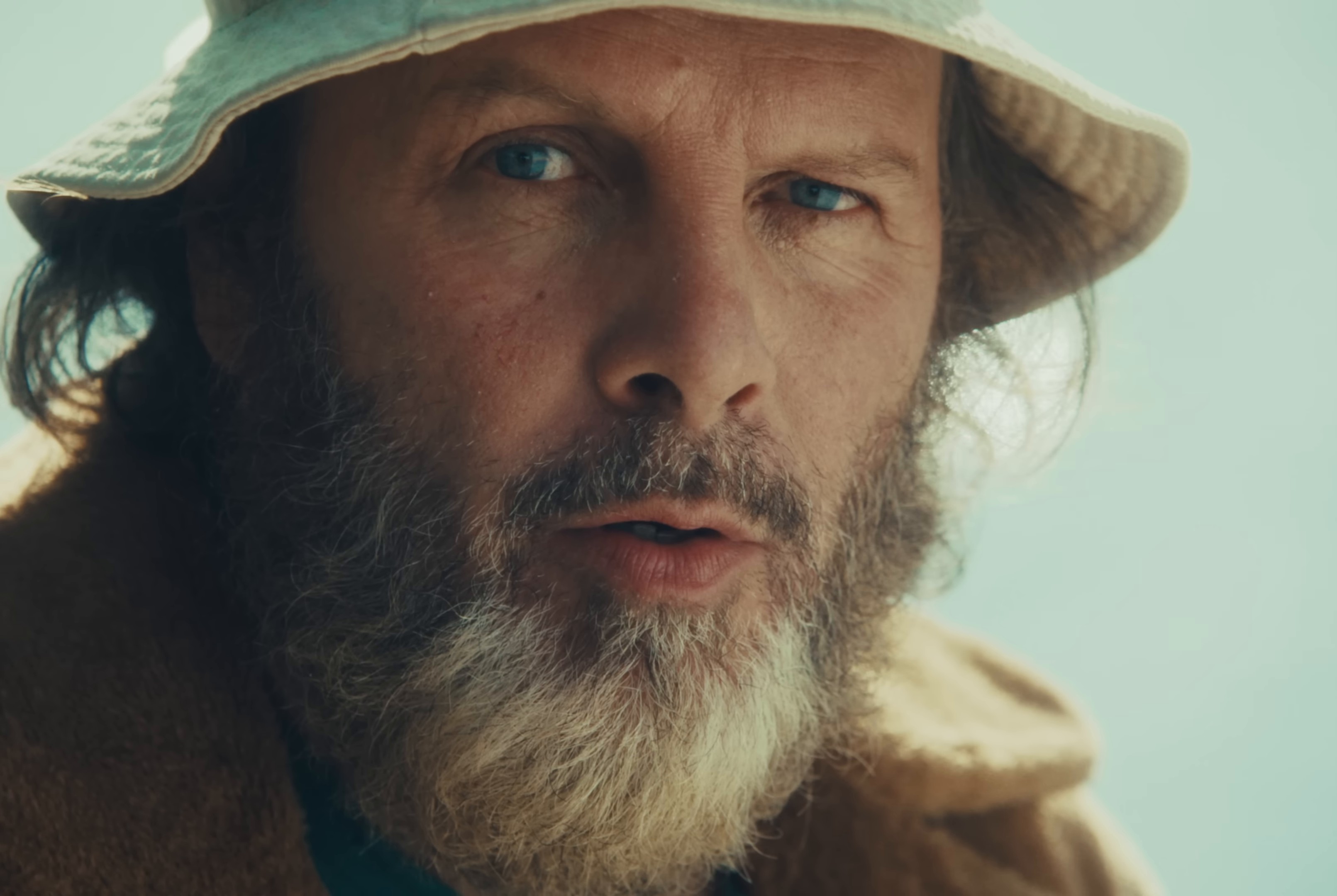 Sous mon bob (2024) —  shot,  lighting