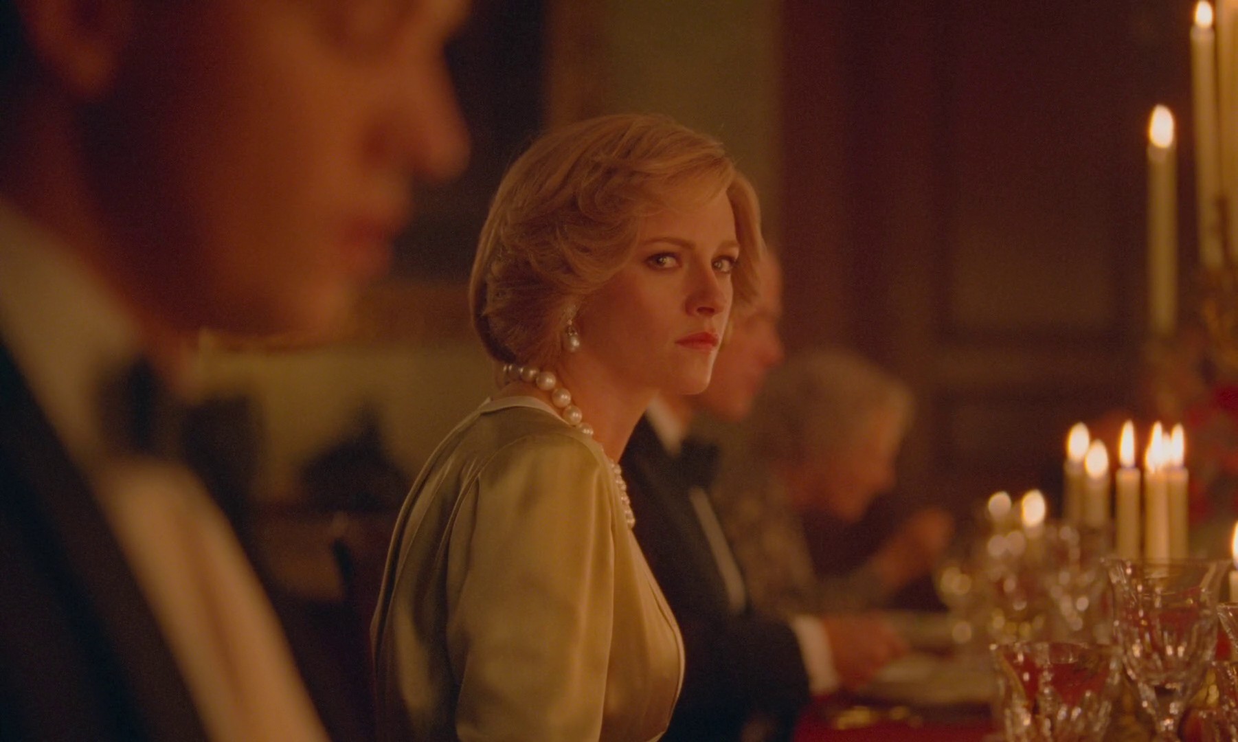 Spencer (2021) —  shot,  lighting