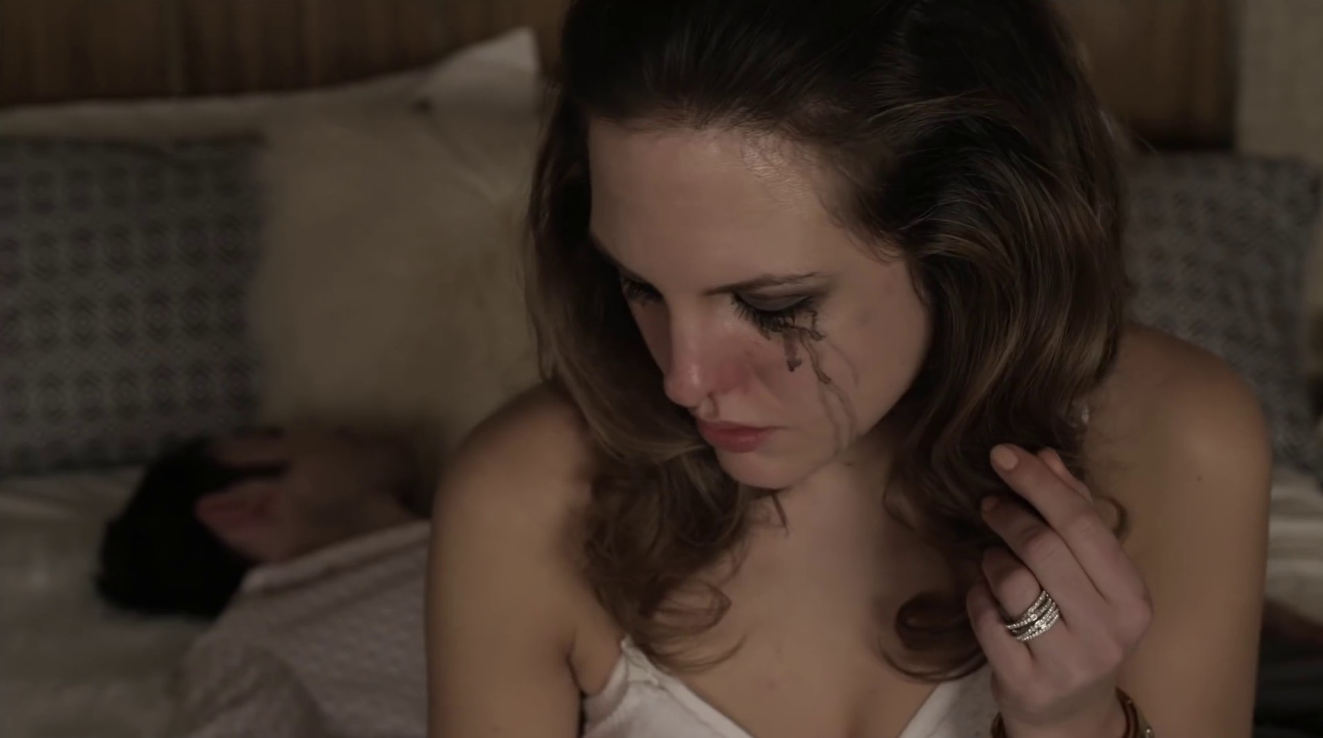 Mirrors (2013) —  shot,  lighting