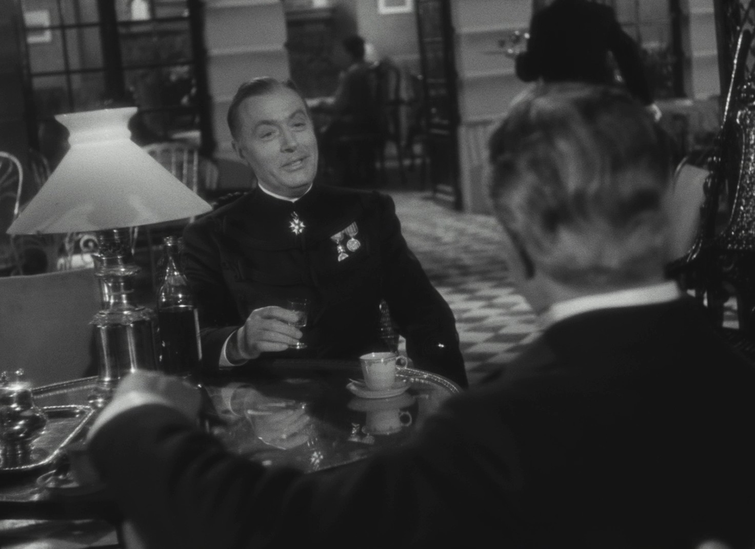 The Earrings of Madame De... (1953) —  shot,  lighting