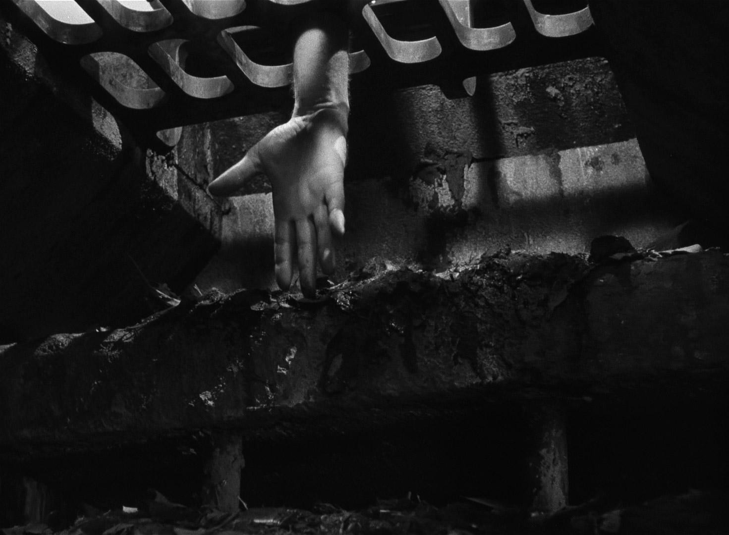 Strangers on a Train (1951) —  shot,  lighting