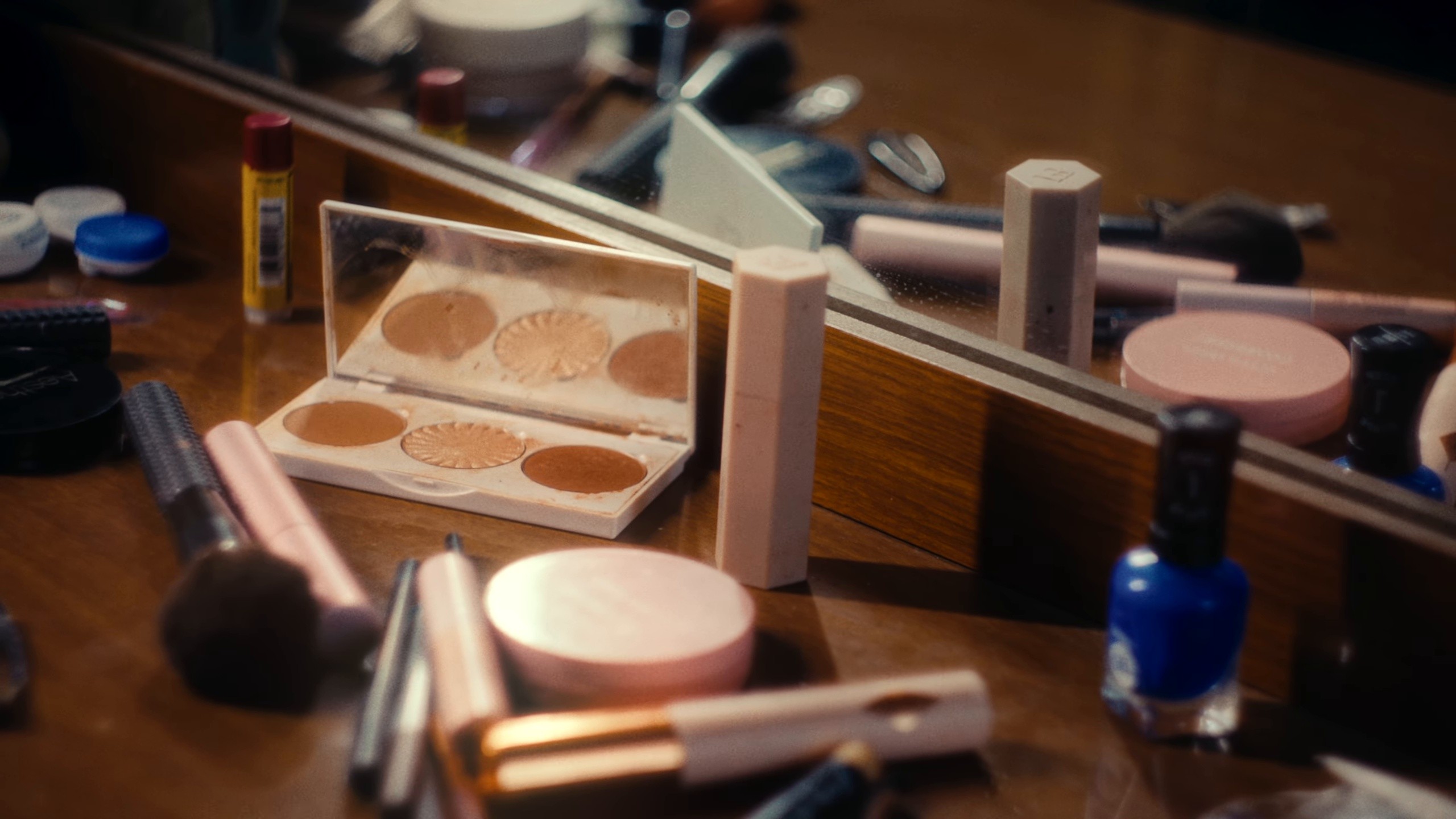 Stacy's Chips (2024) —  shot,  lighting