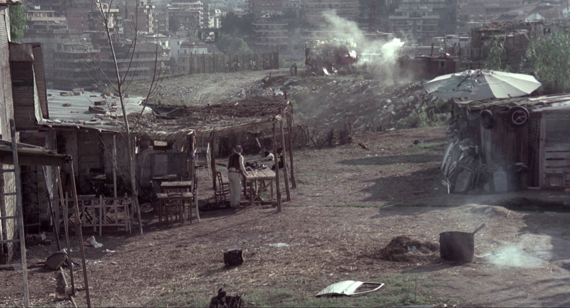 Brutti, sporchi e cattivi (1976) —  shot,  lighting