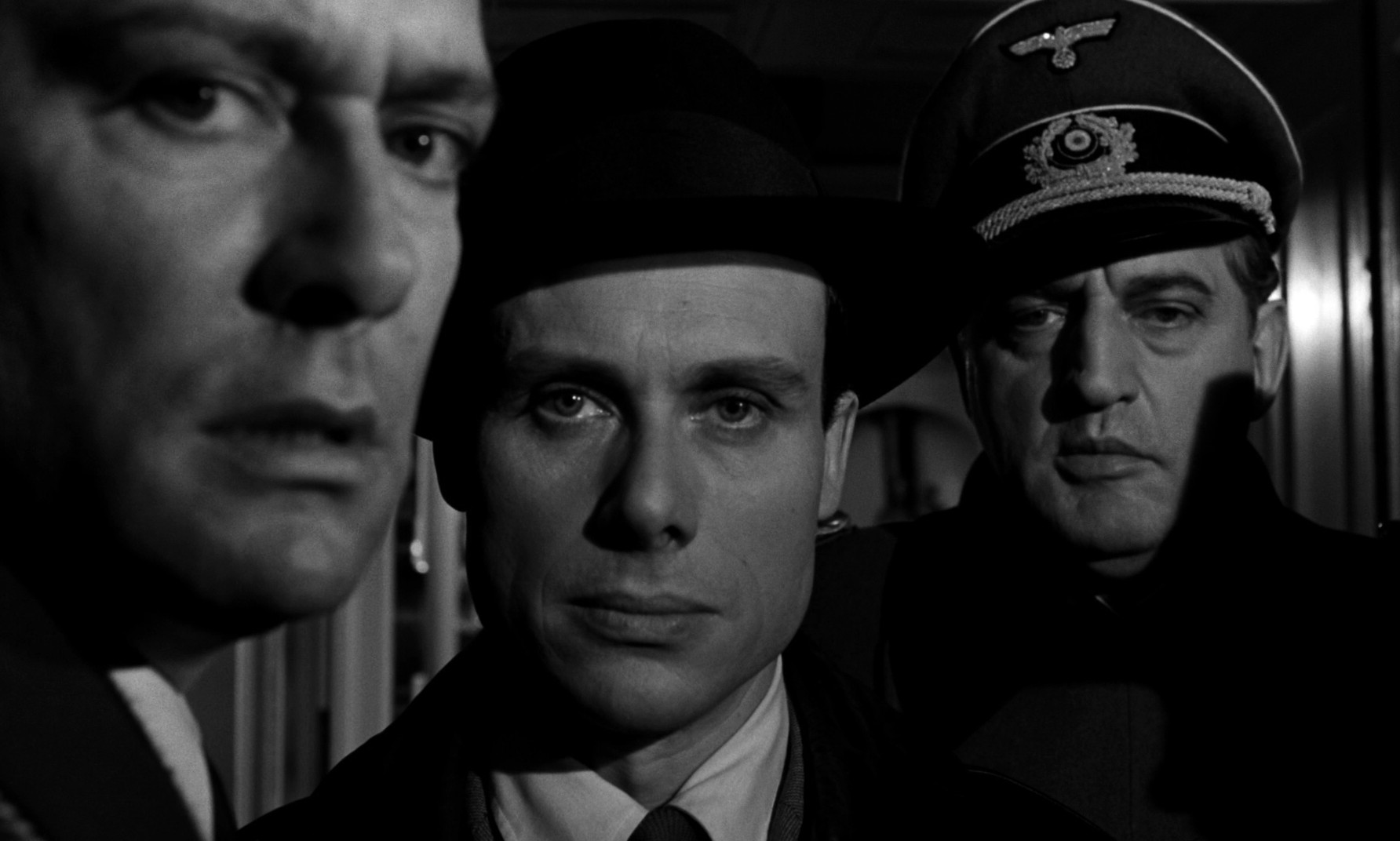 La ligne de démarcation (1966) —  shot,  lighting