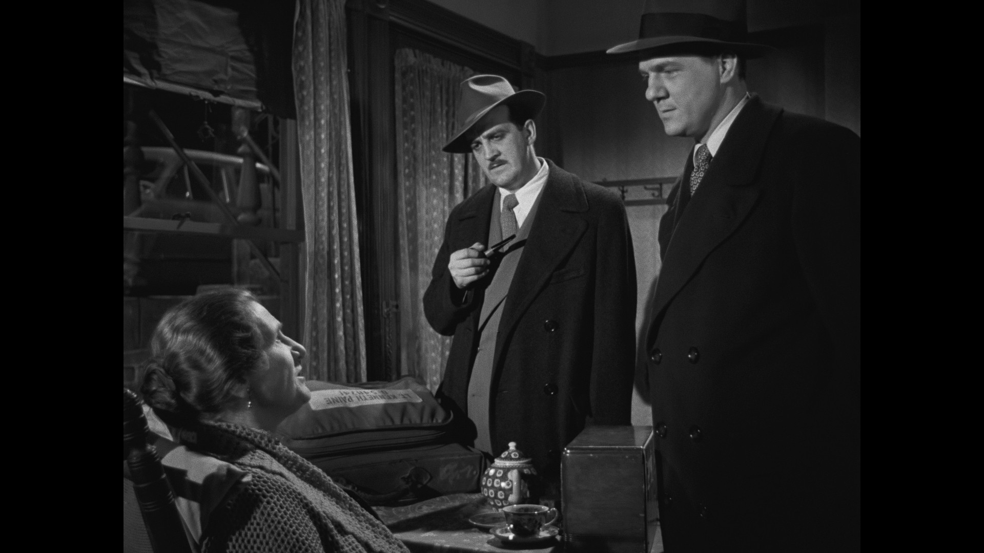 Where the Sidewalk Ends (1950) —  shot,  lighting