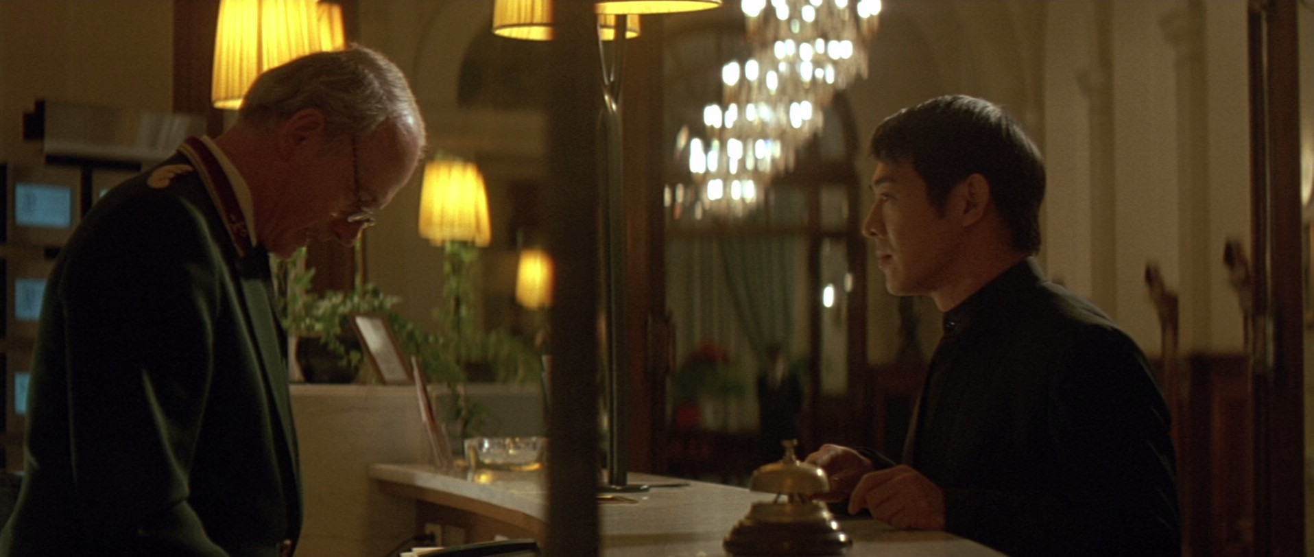 Kiss of the Dragon (2001) —  shot,  lighting