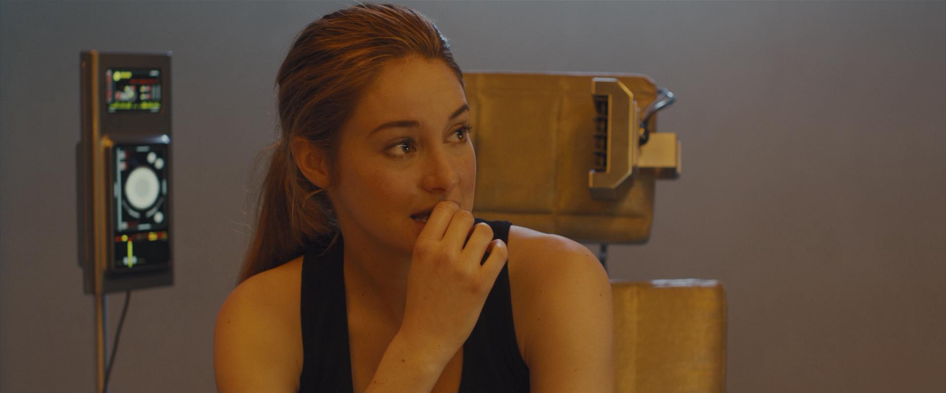 Divergent (2014) —  shot,  lighting