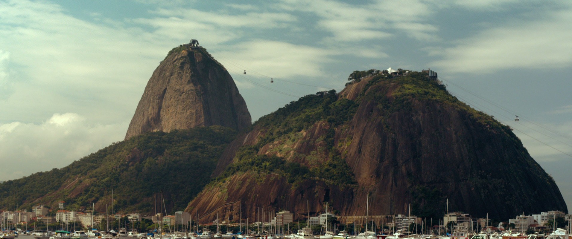 Mechanic: Resurrection (2016) —  shot,  lighting