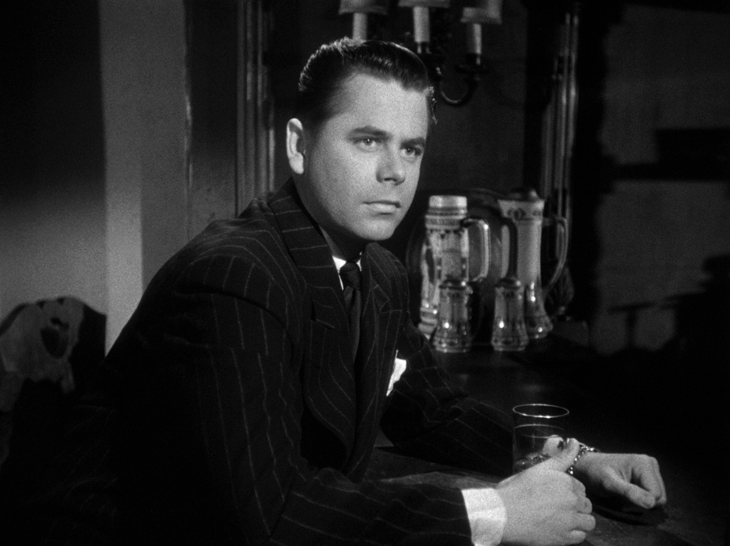 Gilda (1946) —  shot,  lighting