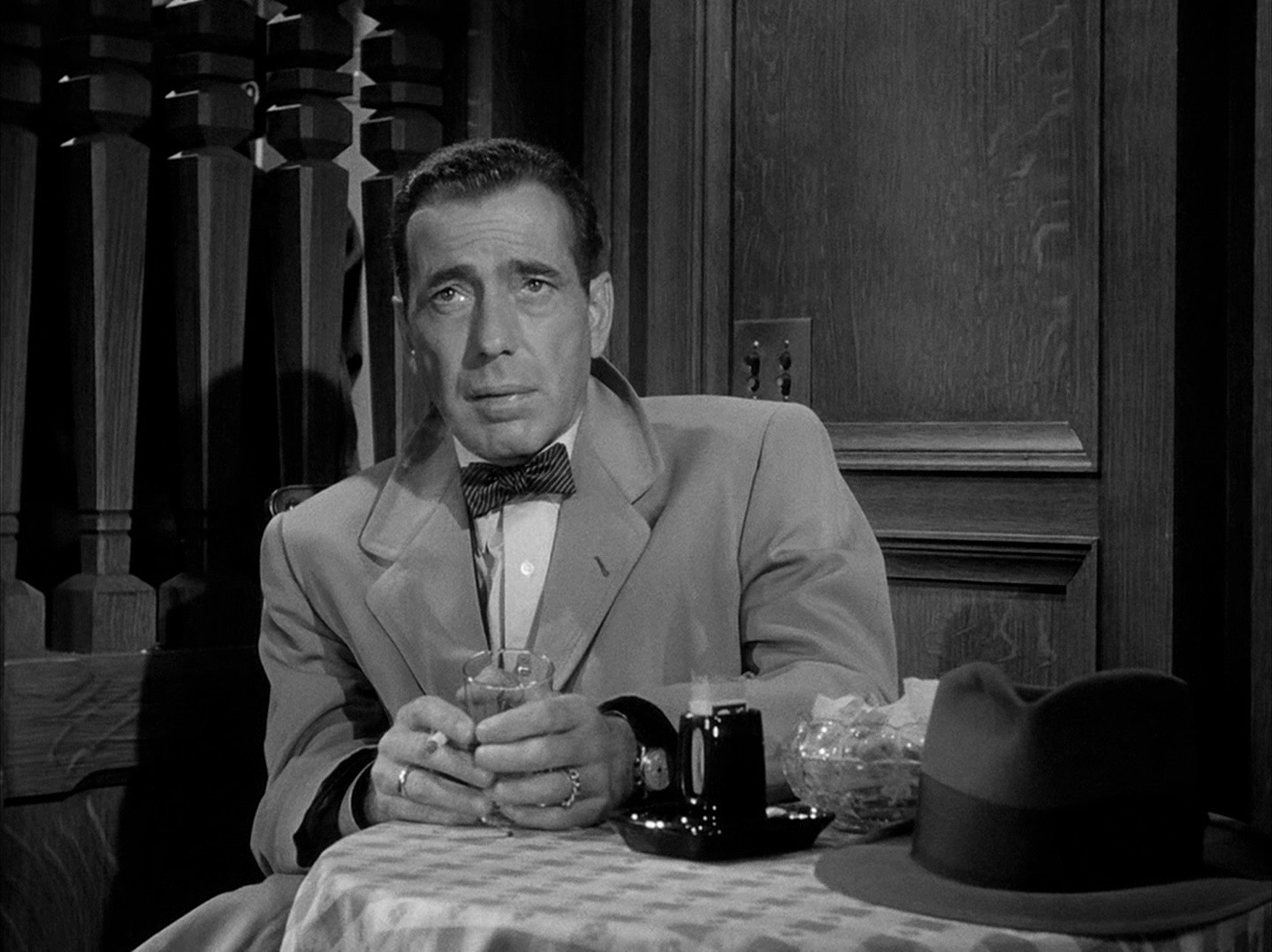 Deadline (1952) —  shot,  lighting