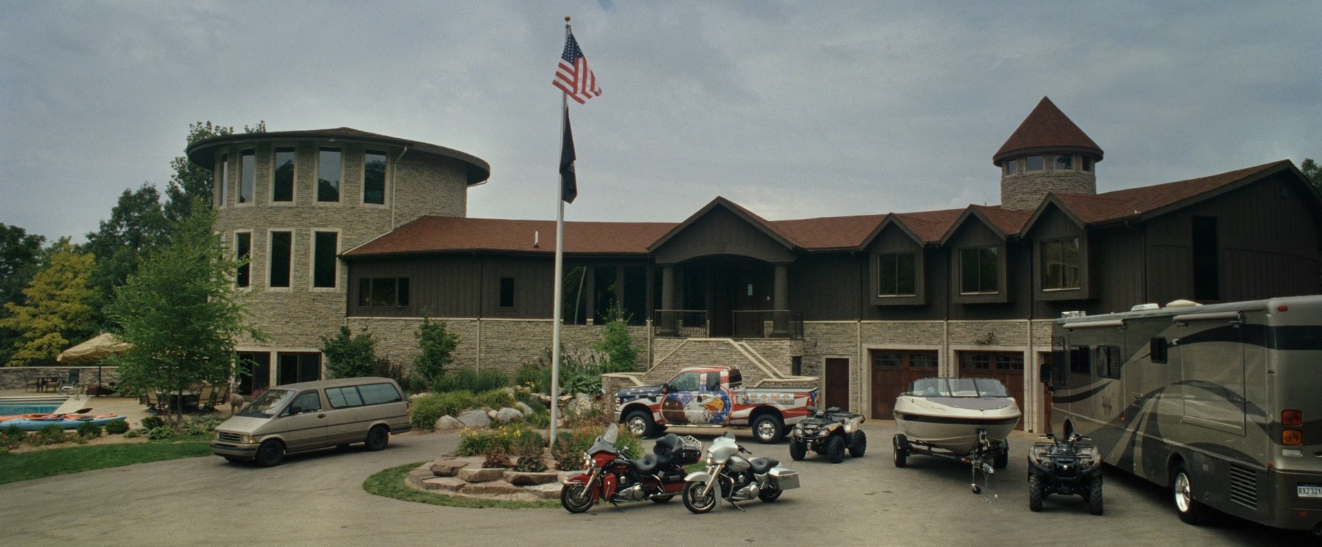 30 Minutes or Less (2011) —  shot,  lighting