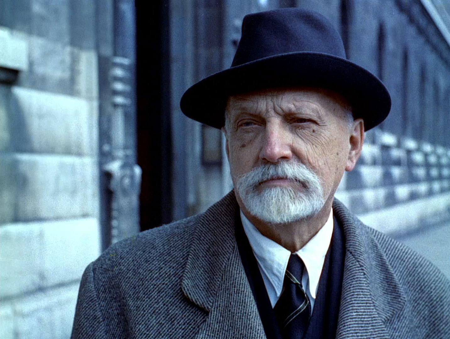 The Red Balloon (1956) —  shot,  lighting