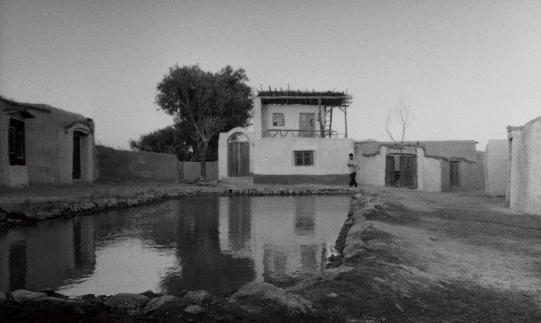 Gaav (1971) —  shot,  lighting