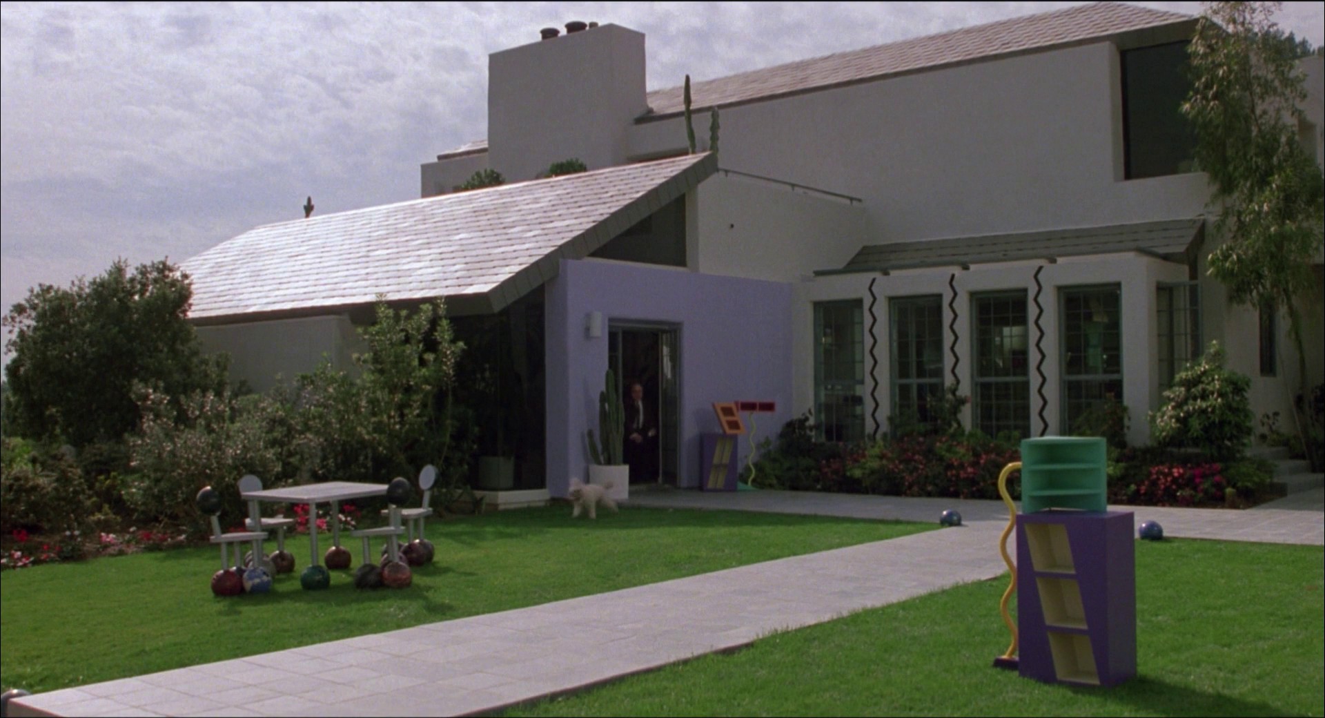 Ruthless People (1986) —  shot,  lighting