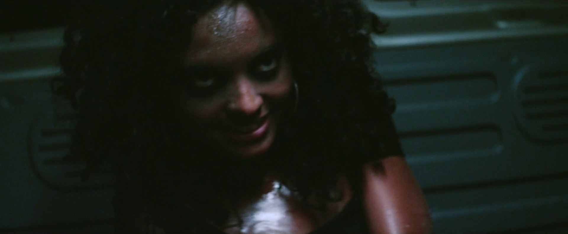 Pretty Girls (2014) —  shot,  lighting