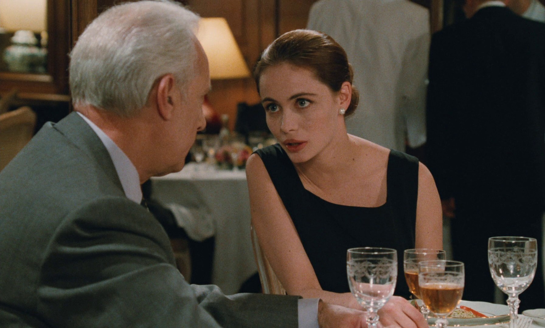 Nelly & Monsieur Arnaud (1995) —  shot,  lighting