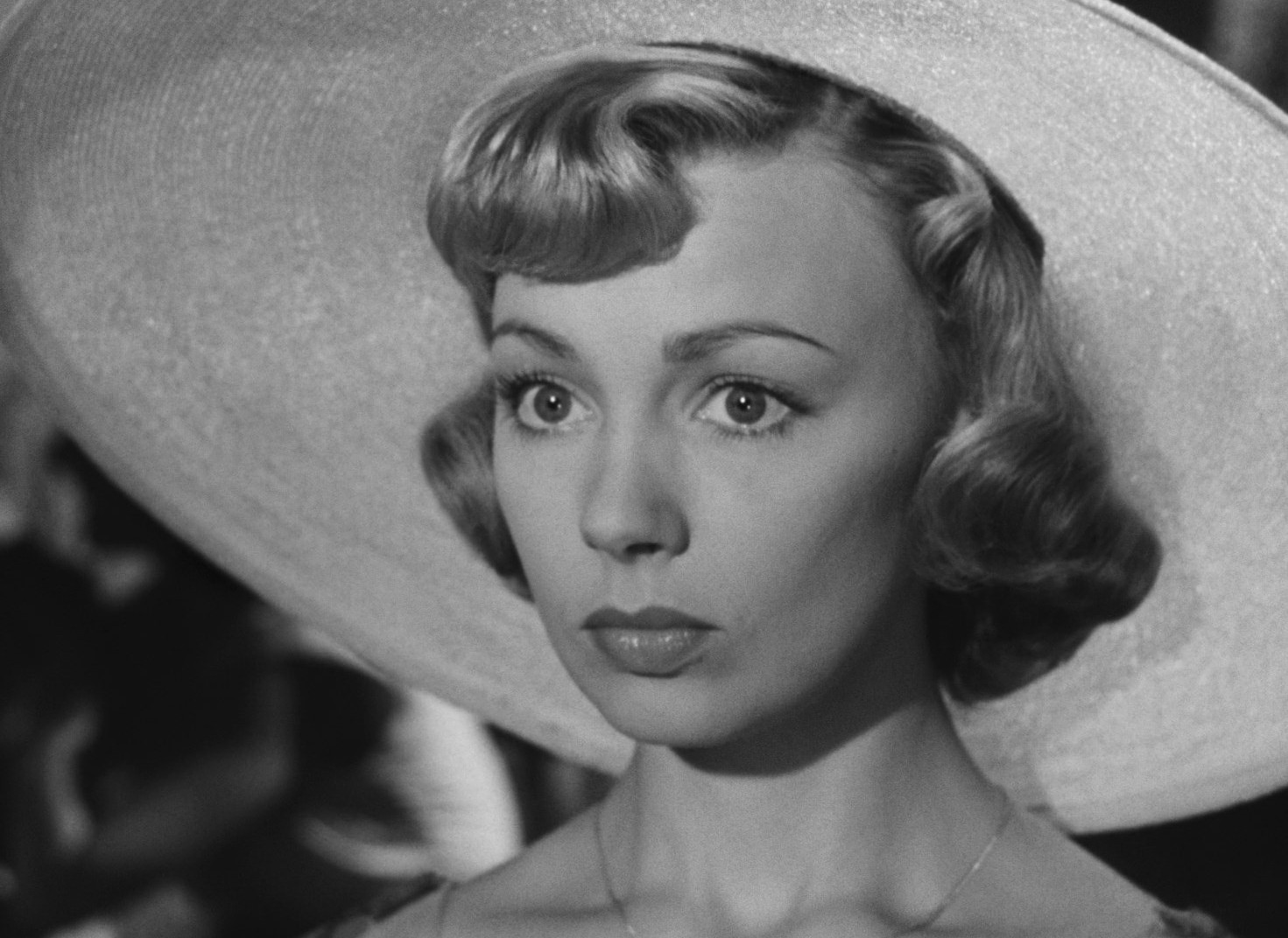 Holiday for Henrietta (1952) —  shot,  lighting