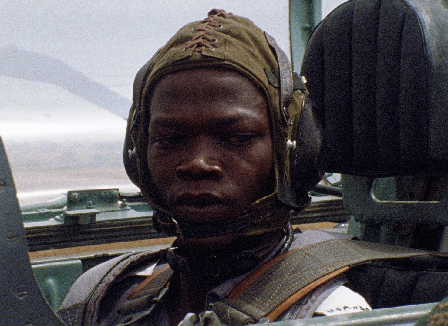 General Idi Amin Dada (1974) —  shot,  lighting