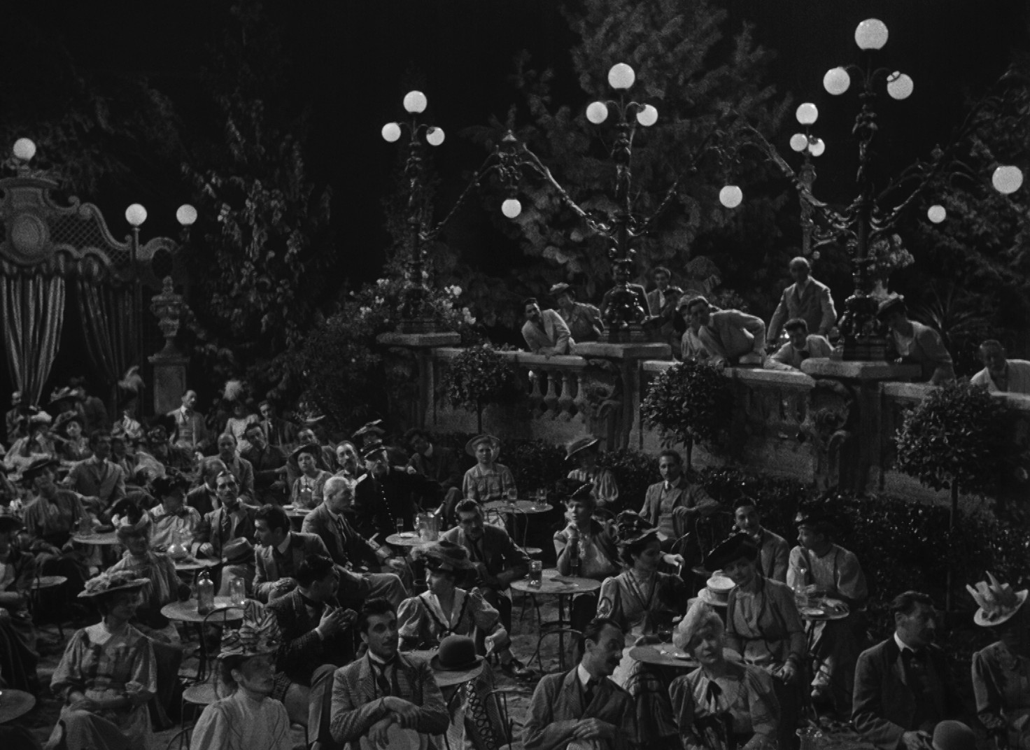 Miquette et sa mère (1950) —  shot,  lighting