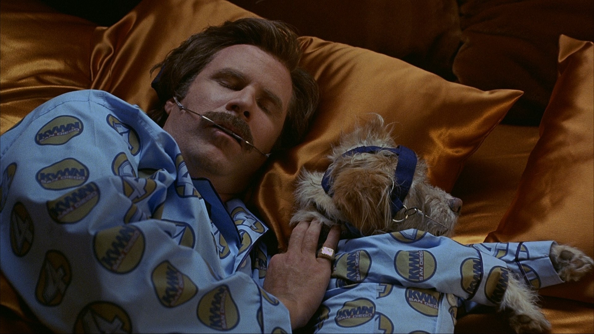 Anchorman: The Legend of Ron Burgundy (2004) —  shot,  lighting