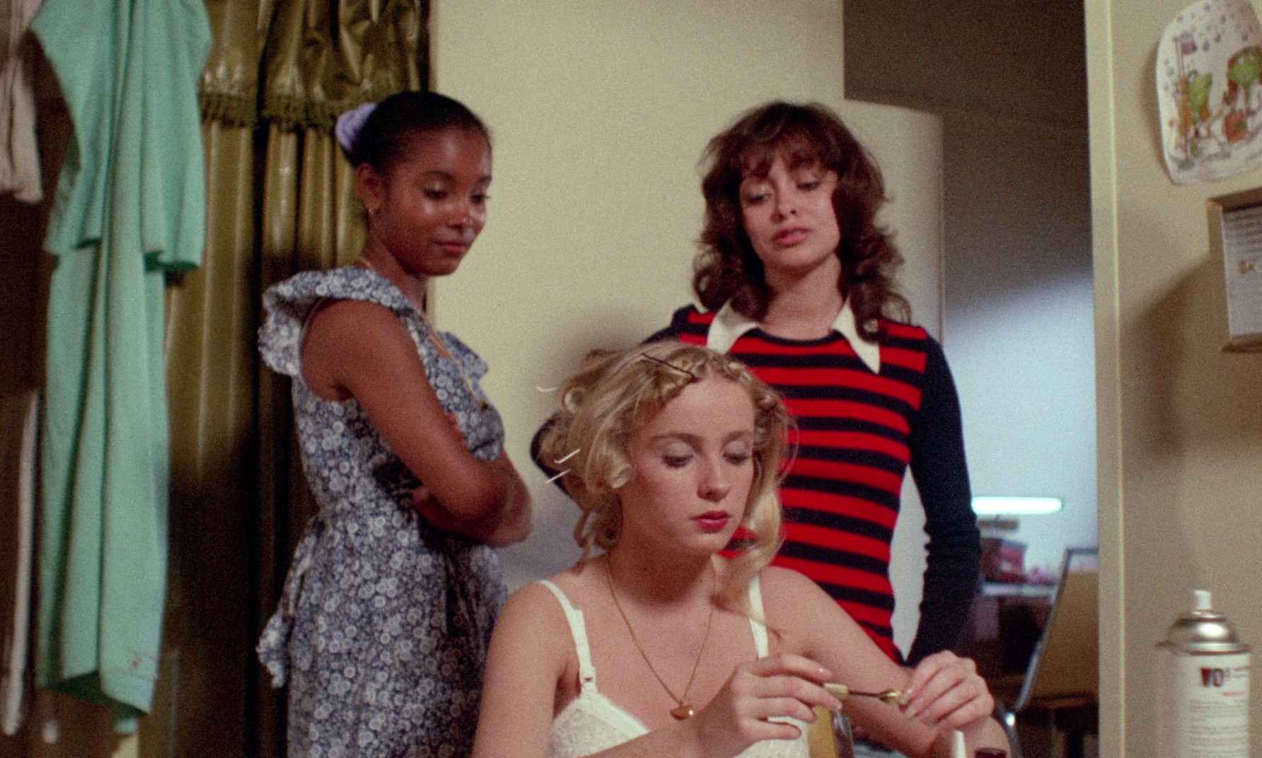 The Swinging Cheerleaders (1974) —  shot,  lighting