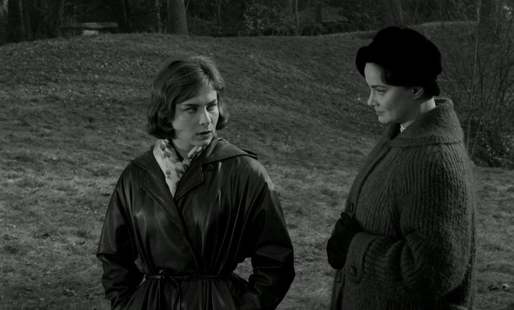 Eyes Without a Face (1960) —  shot,  lighting