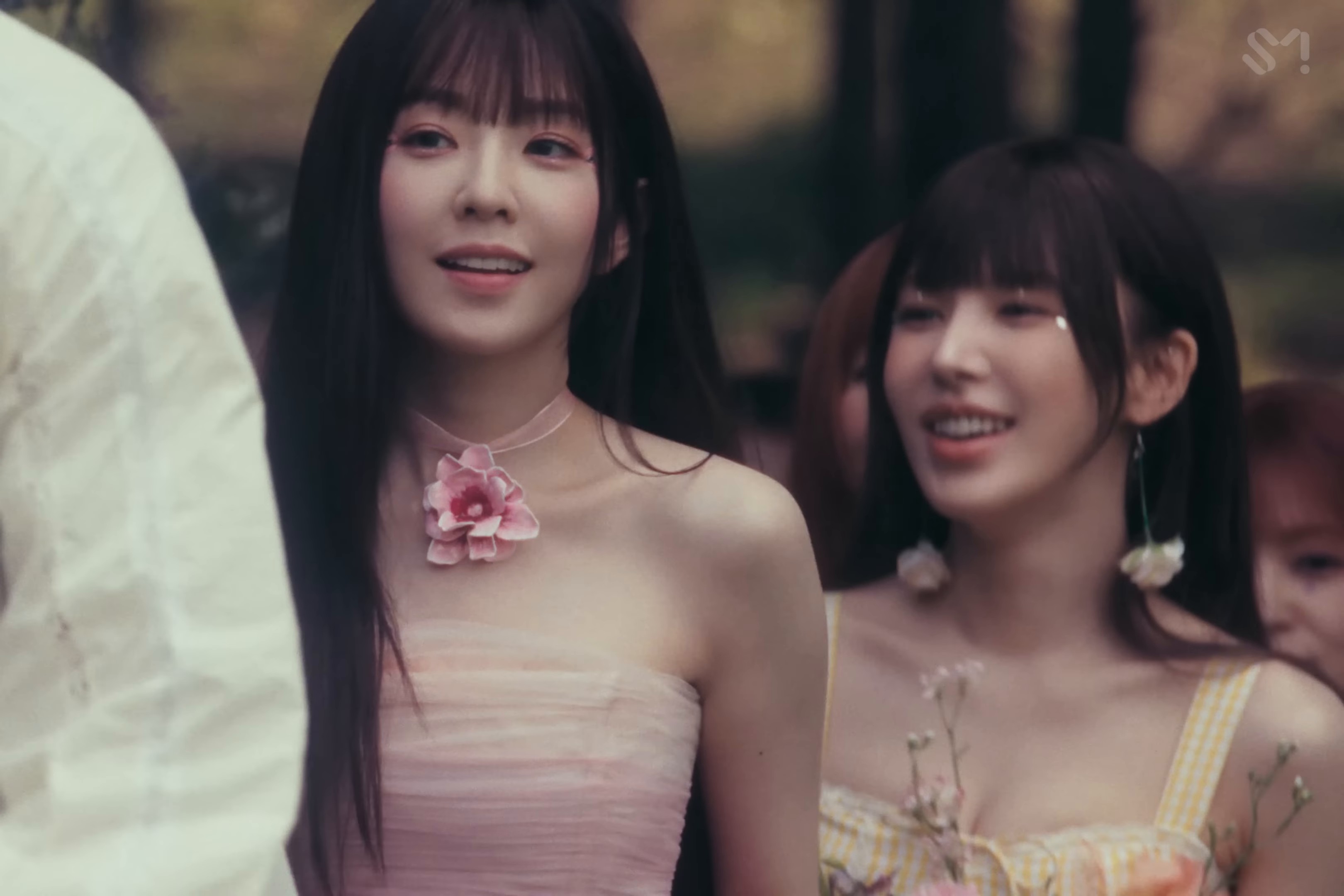 Cosmic (2024) —  shot,  lighting