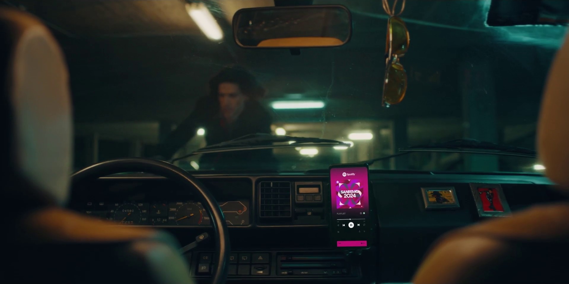 Spotify - Ascolta responsabilmente (Sanremo 2024) (2024) —  shot,  lighting