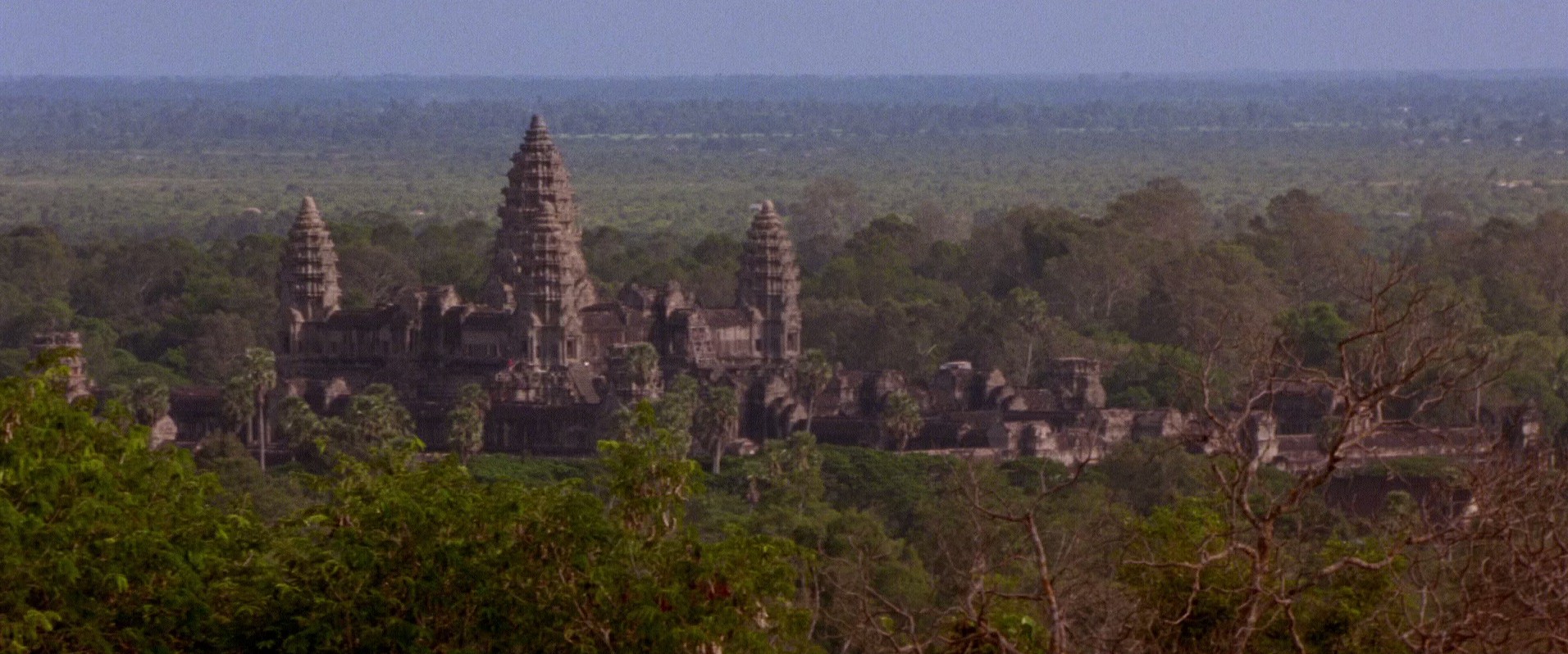 Lara Croft: Tomb Raider (2001) —  shot,  lighting