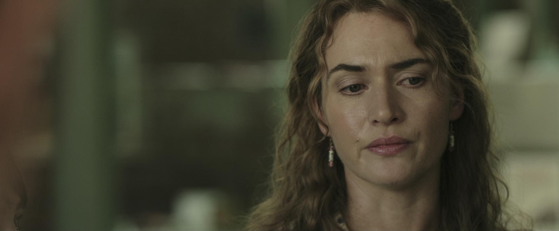 Labor Day (2013) —  shot,  lighting