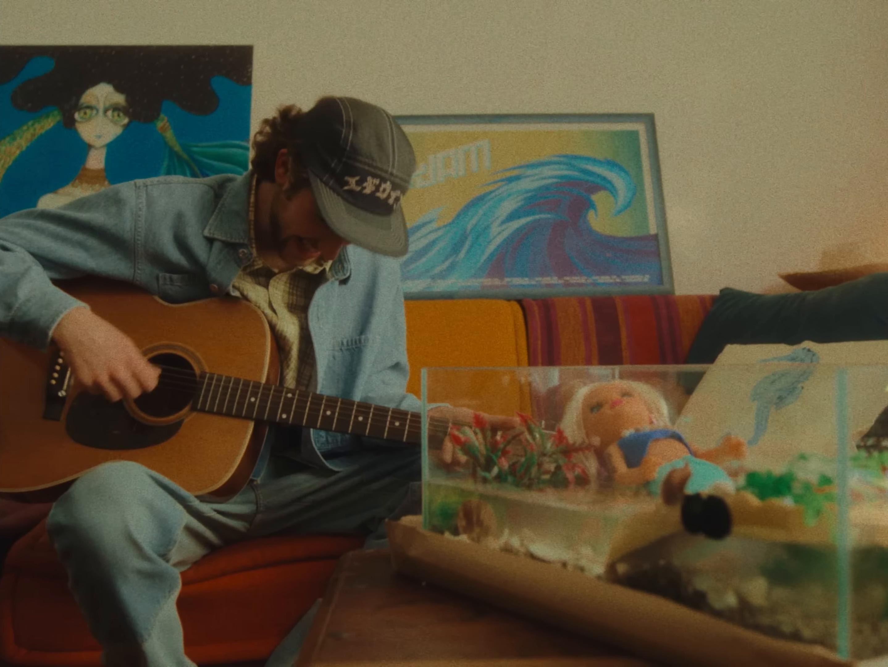 Bottiglie Vuote (2025) —  shot,  lighting