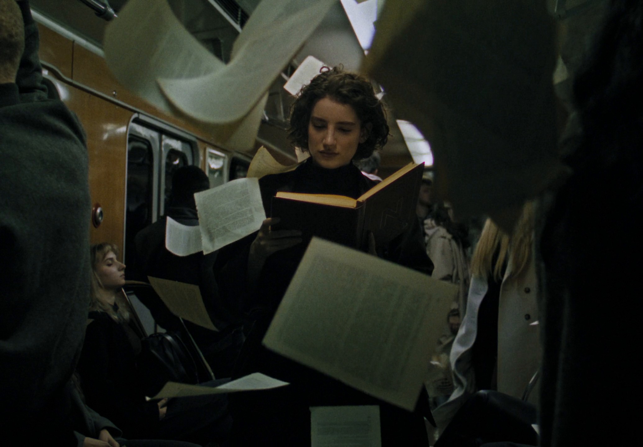 NOVELLISTA (2024) —  shot,  lighting