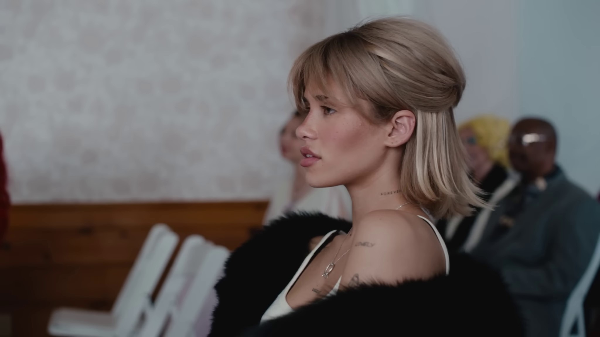 lie  (2023) —  shot,  lighting