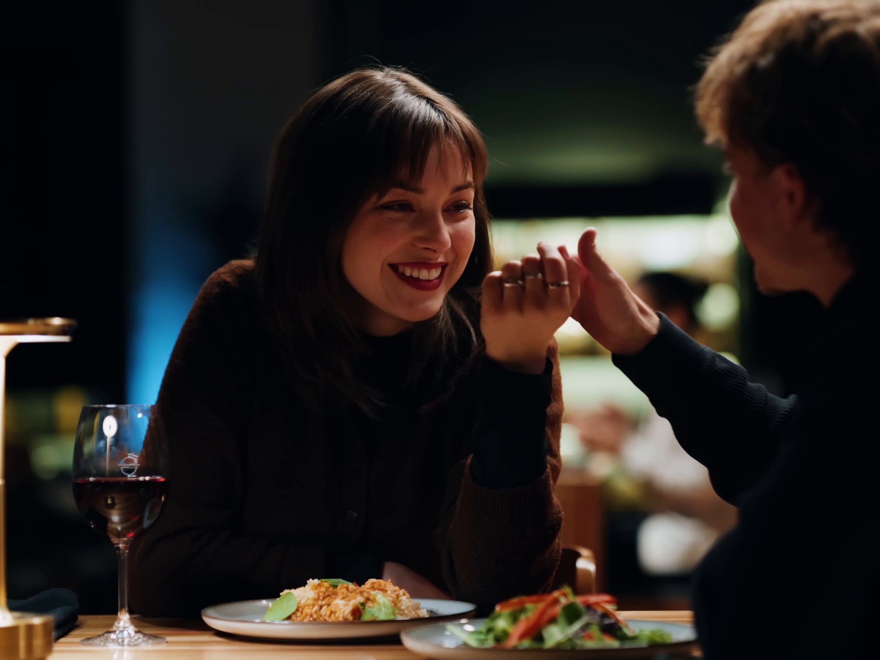 Honnêtement (2025) —  shot,  lighting