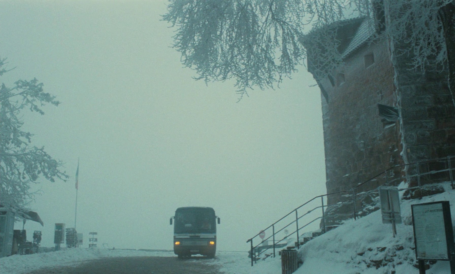 Agent trouble (1987) —  shot,  lighting