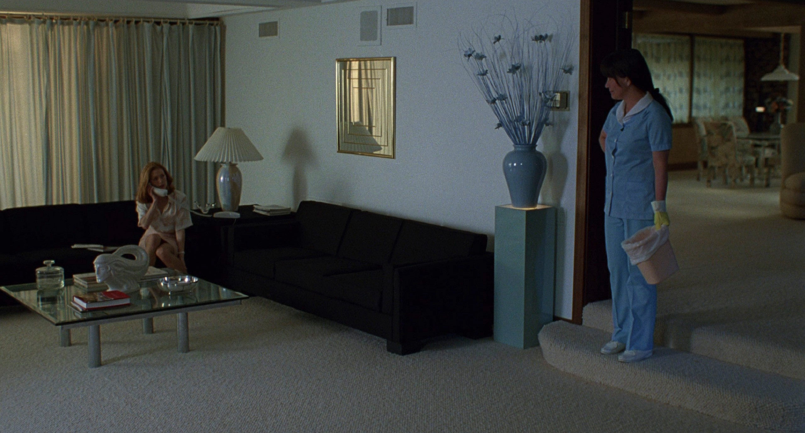 Safe (1995) —  shot,  lighting