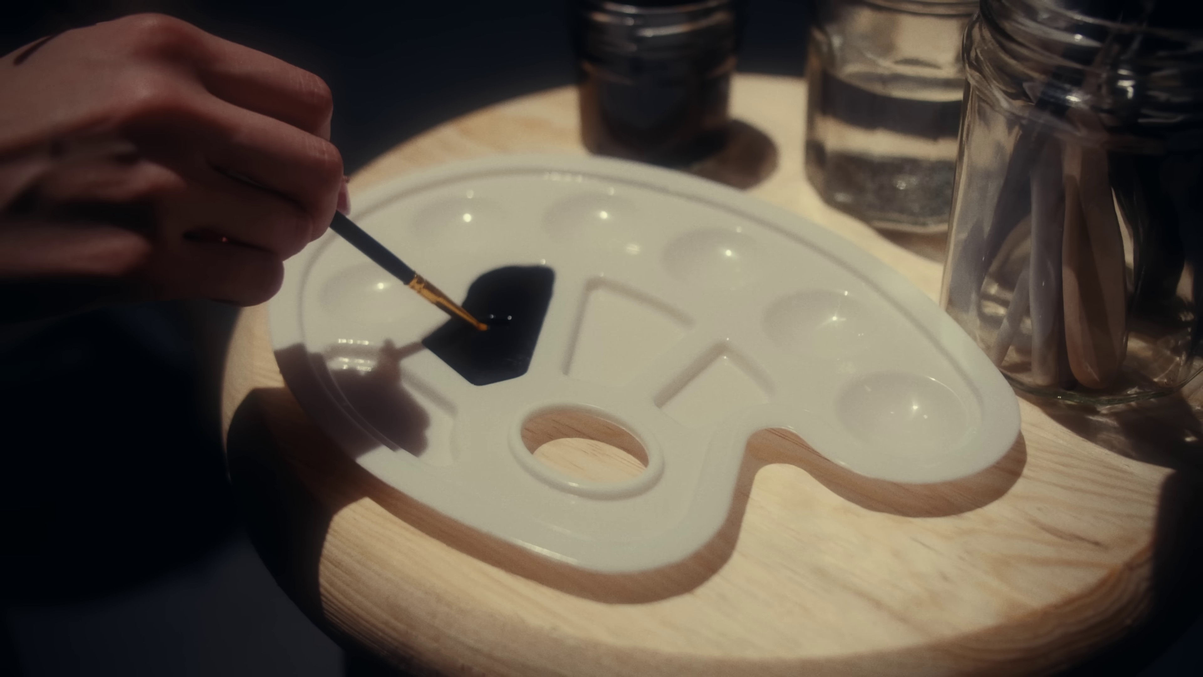 Mientes (2024) —  shot,  lighting