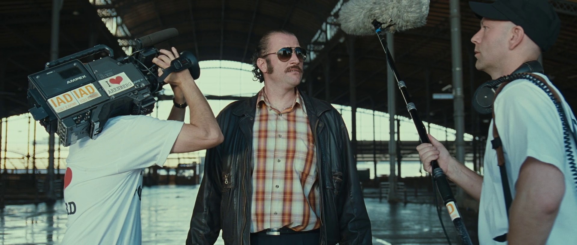 Dikkenek (2006) —  shot,  lighting