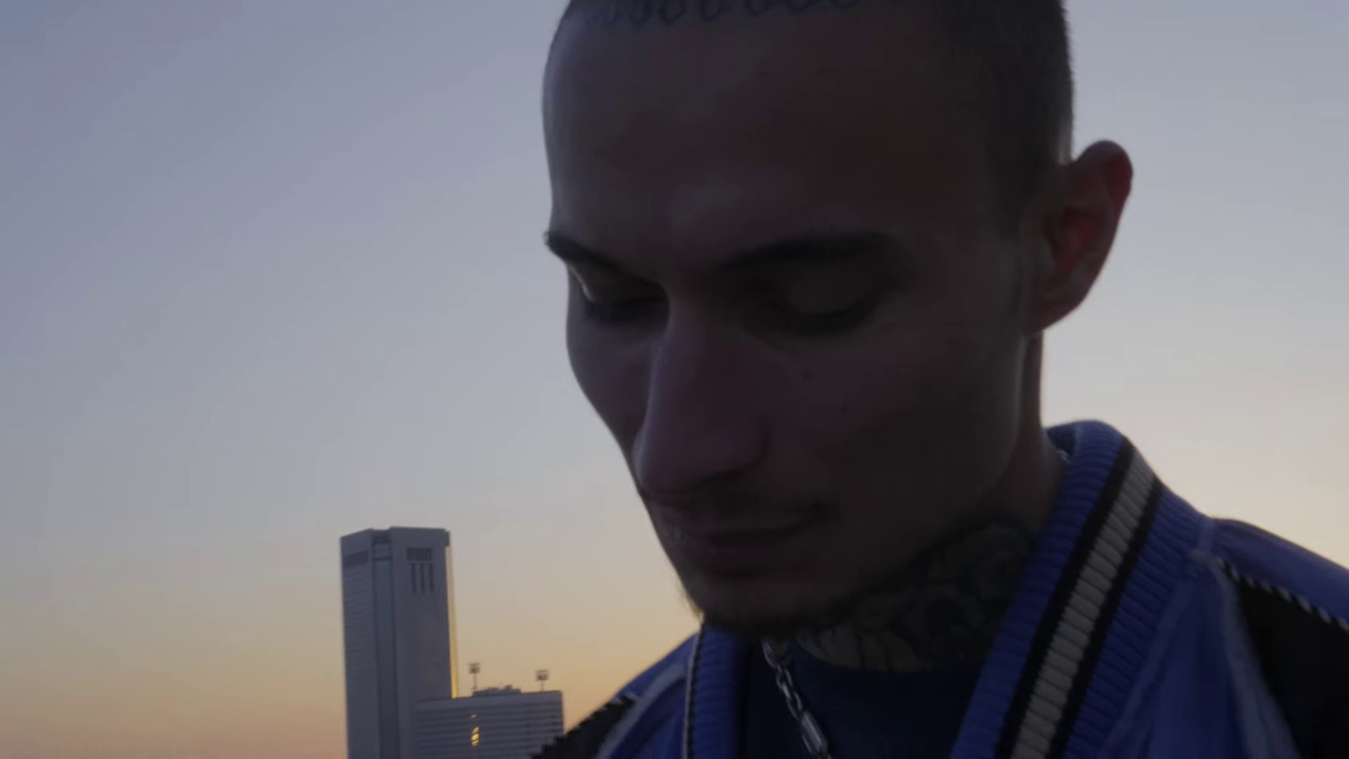 tout bas (2023) —  shot,  lighting