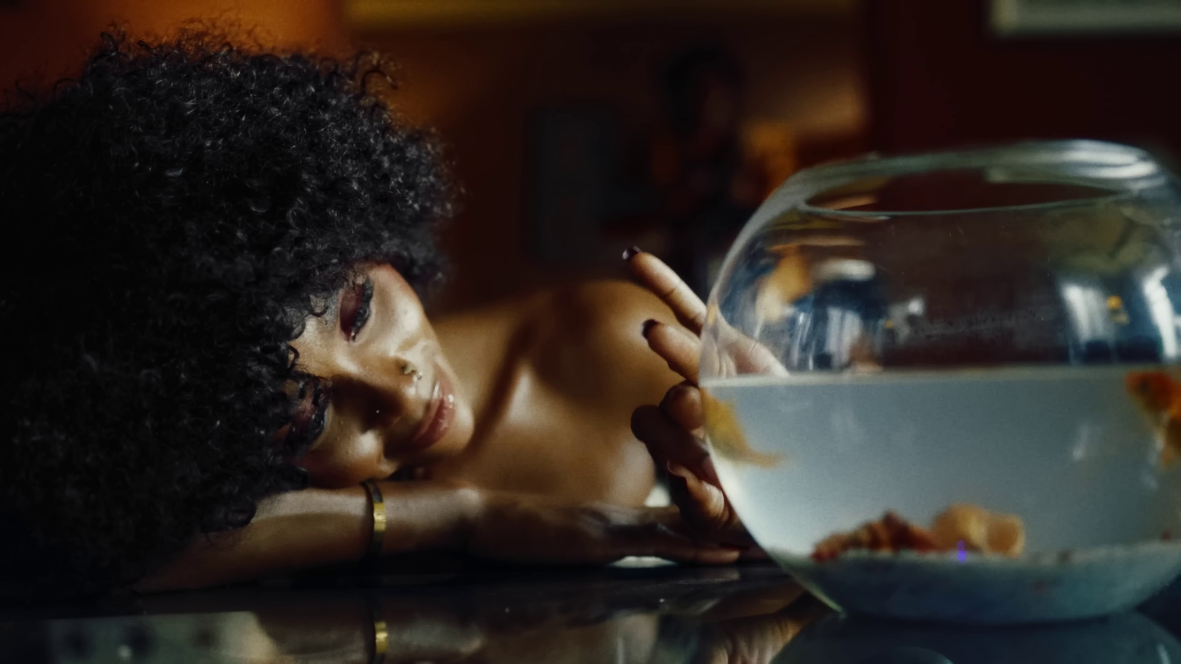 Hypé (2024) —  shot,  lighting