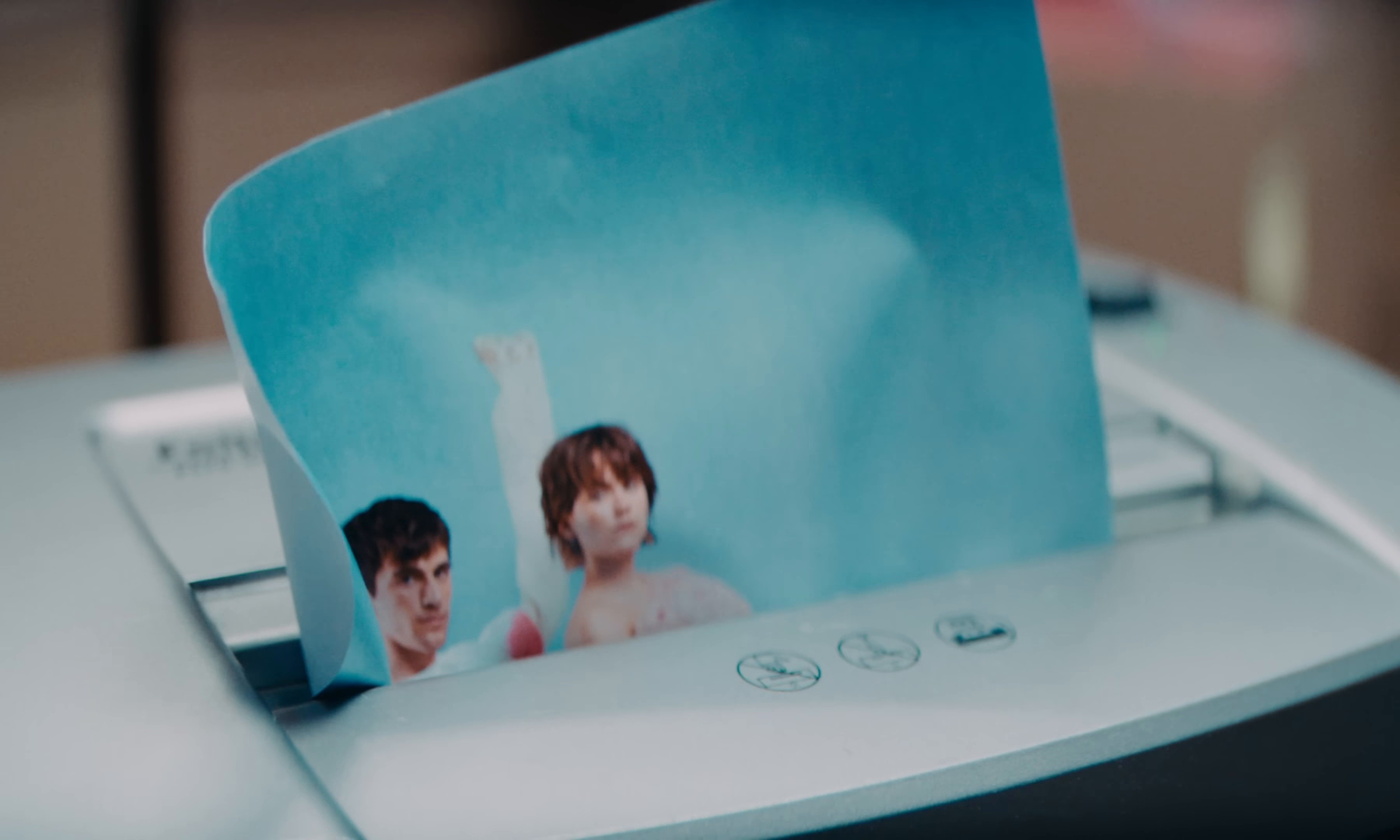 Saveur coeur abîmé (2025) —  shot,  lighting