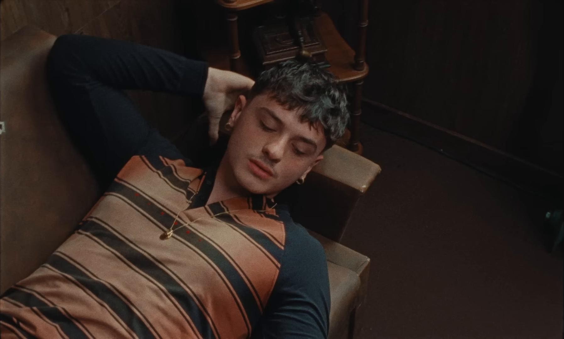 Per due come noi (2024) —  shot,  lighting