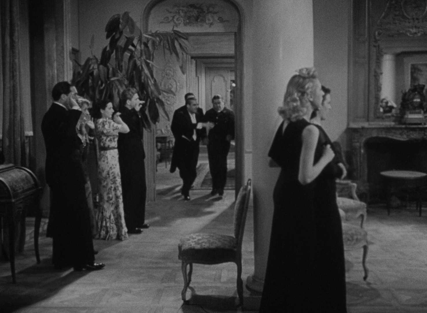 The Rules of the Game (1972) —  shot,  lighting