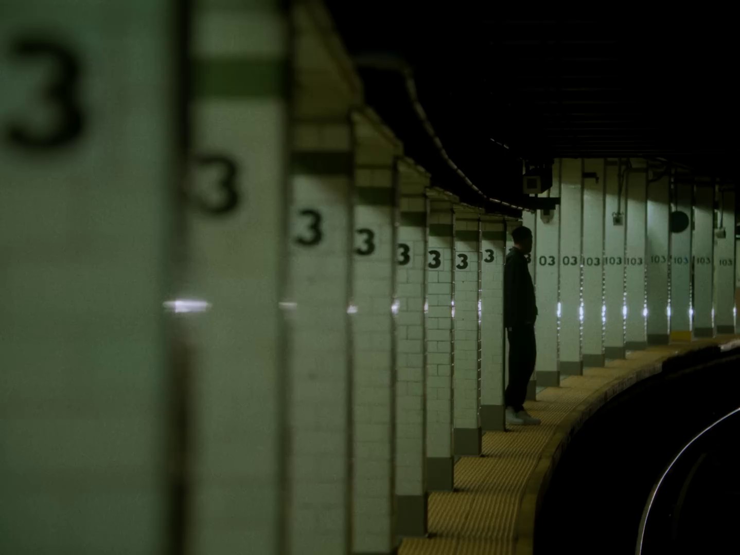 Rien ne change (2022) —  shot,  lighting